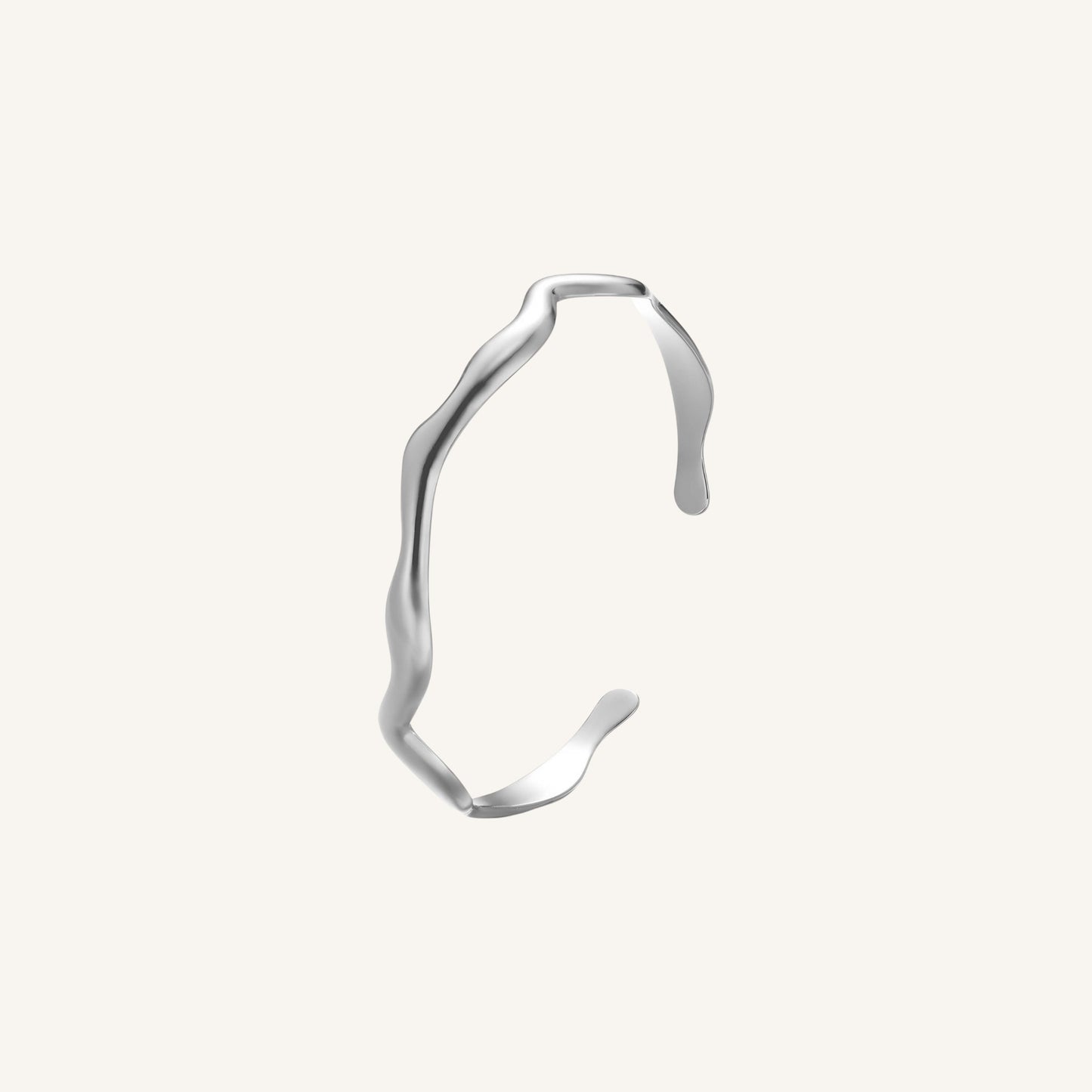 black leopard jewellery tilly bangle | tilly gold bangle | minimalist tilly jewellery | elegant tilly bracelet | black leopard tilly bangle