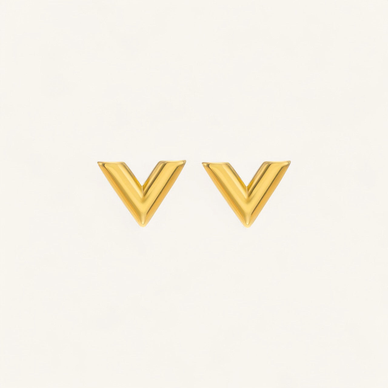 Black Leopard Jewellery VIVIENNE Stud Earrings | VIVIENNE Gold Studs | Minimalist VIVIENNE Earrings | Elegant VIVIENNE Jewellery | Black Leopard VIVIENNE Earrings